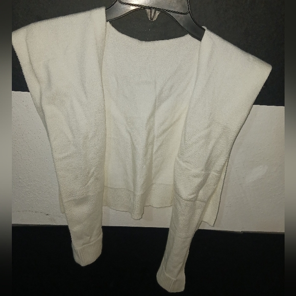 NEW Women White Wrap Short Shawl - Picture 6 of 9